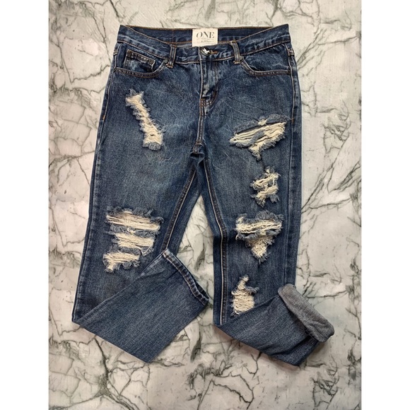 One Teaspoon Denim - One Teaspoon Mid Rise Distressed Tapered Jean (26)
